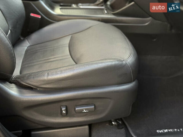 Черный Киа Соренто, объемом двигателя 2.2 л и пробегом 208 тыс. км за 16850 $, фото 61 на Automoto.ua