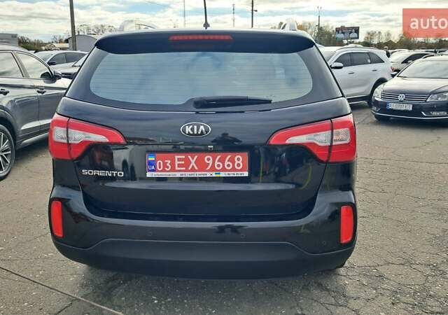 Черный Киа Соренто, объемом двигателя 2 л и пробегом 193 тыс. км за 15999 $, фото 4 на Automoto.ua
