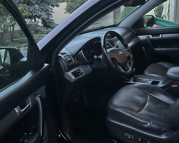 Черный Киа Соренто, объемом двигателя 2.2 л и пробегом 245 тыс. км за 16000 $, фото 54 на Automoto.ua