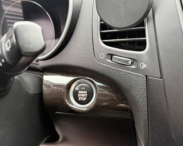 Черный Киа Соренто, объемом двигателя 2.2 л и пробегом 234 тыс. км за 17800 $, фото 26 на Automoto.ua