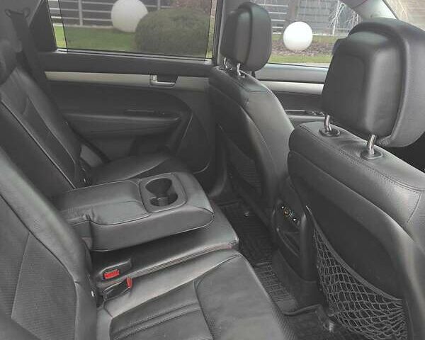 Чорний Кіа Соренто, об'ємом двигуна 2.2 л та пробігом 227 тис. км за 16800 $, фото 19 на Automoto.ua