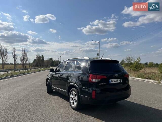 Черный Киа Соренто, объемом двигателя 2.2 л и пробегом 255 тыс. км за 13500 $, фото 4 на Automoto.ua