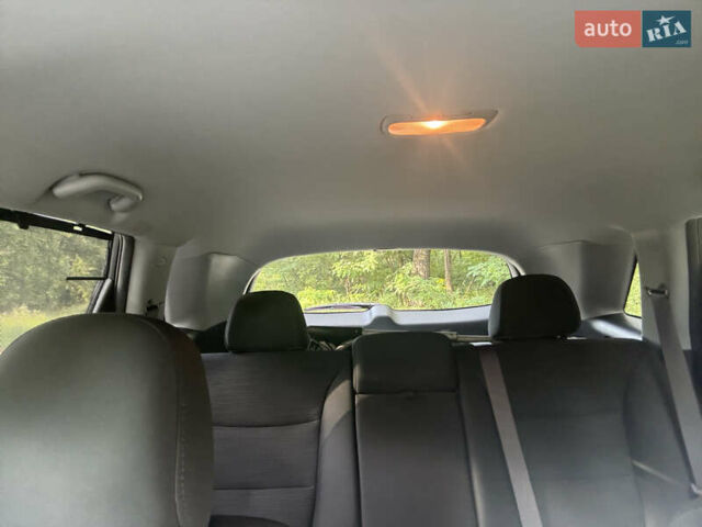 Черный Киа Соренто, объемом двигателя 2.36 л и пробегом 270 тыс. км за 13000 $, фото 24 на Automoto.ua