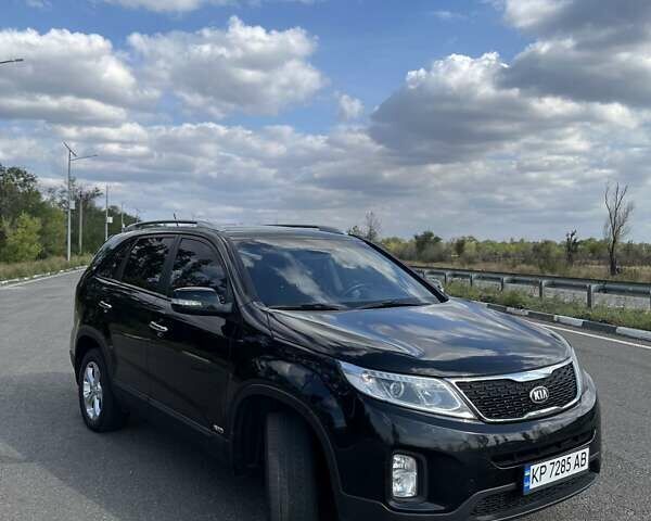 Черный Киа Соренто, объемом двигателя 2.2 л и пробегом 255 тыс. км за 13500 $, фото 2 на Automoto.ua