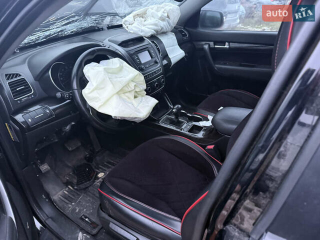 Черный Киа Соренто, объемом двигателя 2.36 л и пробегом 156 тыс. км за 5600 $, фото 4 на Automoto.ua