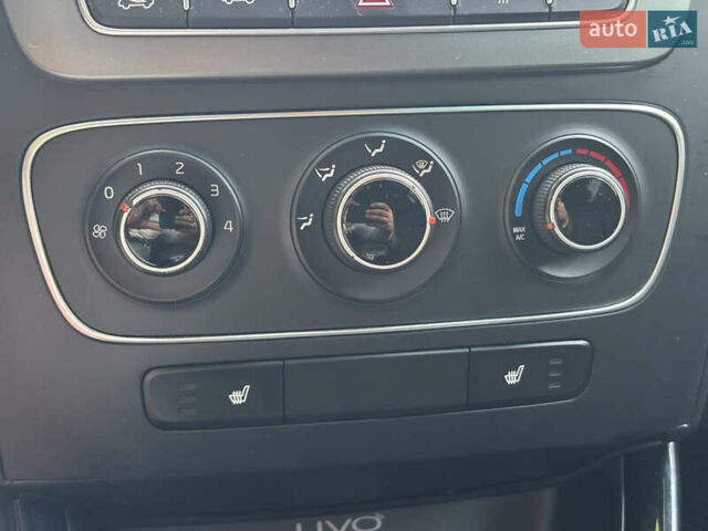 Черный Киа Соренто, объемом двигателя 2.36 л и пробегом 270 тыс. км за 13000 $, фото 21 на Automoto.ua