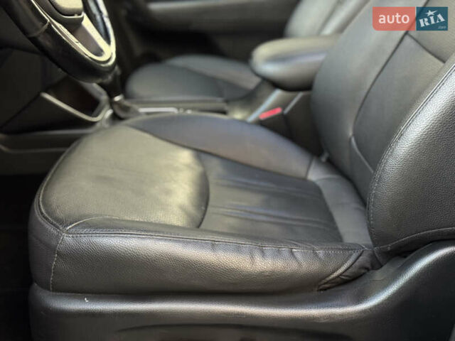 Черный Киа Соренто, объемом двигателя 2.2 л и пробегом 208 тыс. км за 16850 $, фото 28 на Automoto.ua