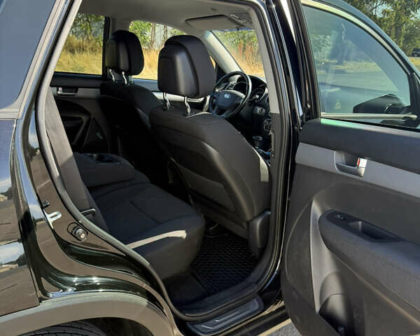 Черный Киа Соренто, объемом двигателя 2.2 л и пробегом 77 тыс. км за 16600 $, фото 20 на Automoto.ua