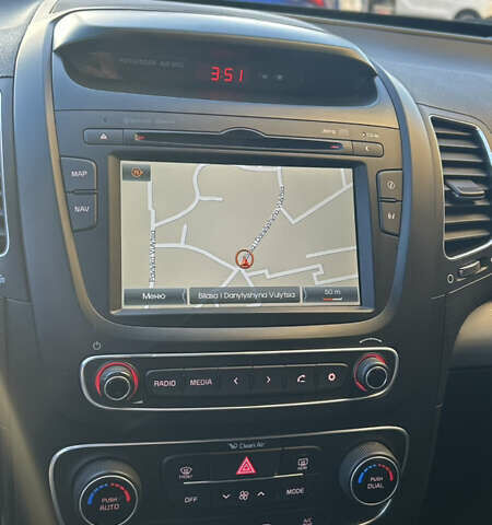 Черный Киа Соренто, объемом двигателя 2.2 л и пробегом 230 тыс. км за 16500 $, фото 27 на Automoto.ua