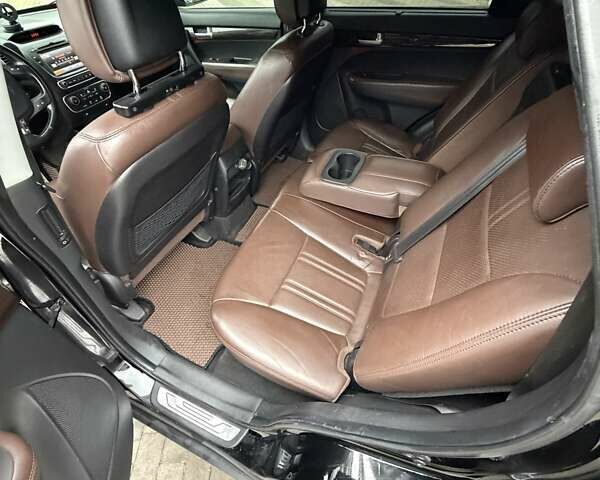 Черный Киа Соренто, объемом двигателя 2.2 л и пробегом 234 тыс. км за 17800 $, фото 14 на Automoto.ua