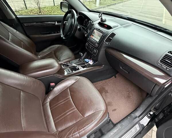 Черный Киа Соренто, объемом двигателя 2.2 л и пробегом 234 тыс. км за 17800 $, фото 22 на Automoto.ua