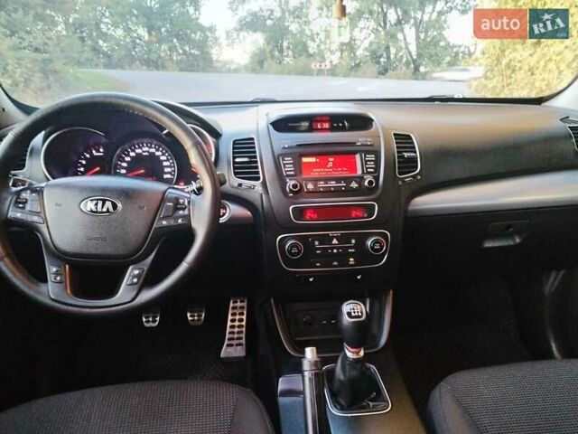 Черный Киа Соренто, объемом двигателя 2.2 л и пробегом 220 тыс. км за 14500 $, фото 17 на Automoto.ua