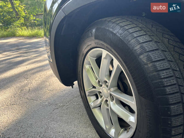 Черный Киа Соренто, объемом двигателя 2.36 л и пробегом 270 тыс. км за 13000 $, фото 34 на Automoto.ua