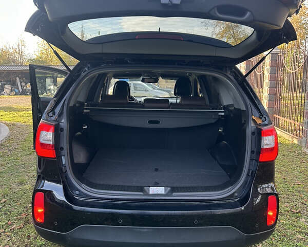 Кіа Соренто 2013 у Стрые на Automoto.ua Чорний Кіа Соренто, об'ємом двигуна 2.2 л та пробігом 255 тис. км за 16999 $, фото 32 на Automoto.ua