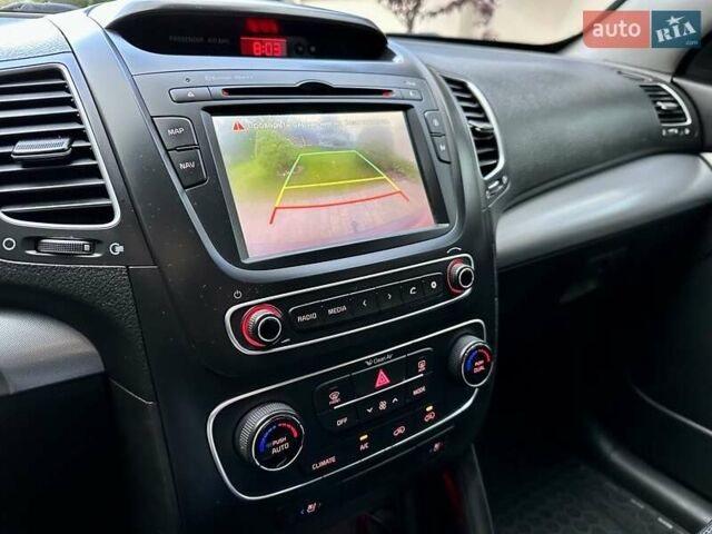Черный Киа Соренто, объемом двигателя 2.2 л и пробегом 208 тыс. км за 16350 $, фото 26 на Automoto.ua
