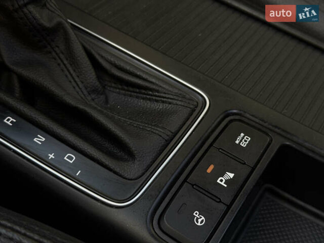 Черный Киа Соренто, объемом двигателя 2.2 л и пробегом 208 тыс. км за 16850 $, фото 39 на Automoto.ua