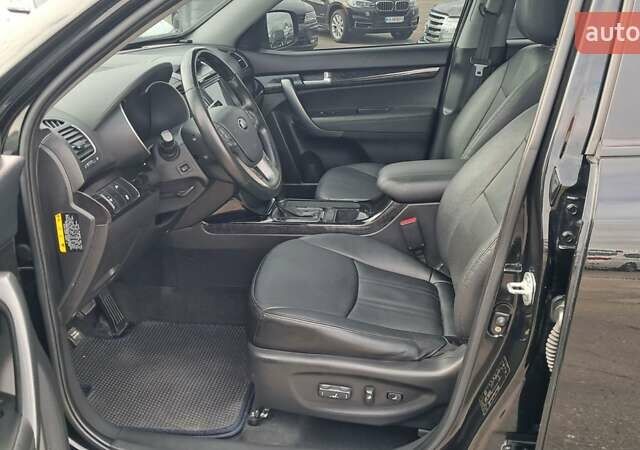 Черный Киа Соренто, объемом двигателя 2 л и пробегом 193 тыс. км за 15999 $, фото 5 на Automoto.ua