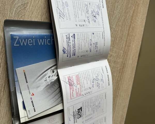 Чорний Кіа Соренто, об'ємом двигуна 2.2 л та пробігом 145 тис. км за 18500 $, фото 50 на Automoto.ua