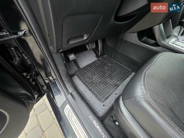 Черный Киа Соренто, объемом двигателя 2.2 л и пробегом 224 тыс. км за 14750 $, фото 126 на Automoto.ua