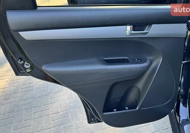 Черный Киа Соренто, объемом двигателя 2.2 л и пробегом 226 тыс. км за 17999 $, фото 35 на Automoto.ua