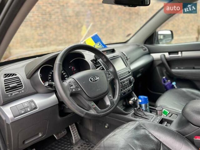 Киа Соренто 2013 в Одессе на Automoto.ua Черный Киа Соренто, объемом двигателя 2.2 л и пробегом 245 тыс. км за 16500 $, фото 25 на Automoto.ua