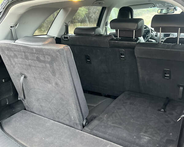 Черный Киа Соренто, объемом двигателя 2.2 л и пробегом 245 тыс. км за 16000 $, фото 34 на Automoto.ua