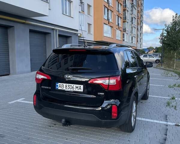 Чорний Кіа Соренто, об'ємом двигуна 2 л та пробігом 215 тис. км за 16350 $, фото 3 на Automoto.ua