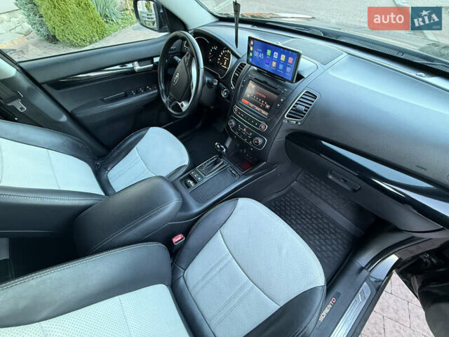 Чорний Кіа Соренто, об'ємом двигуна 2.2 л та пробігом 233 тис. км за 17400 $, фото 29 на Automoto.ua