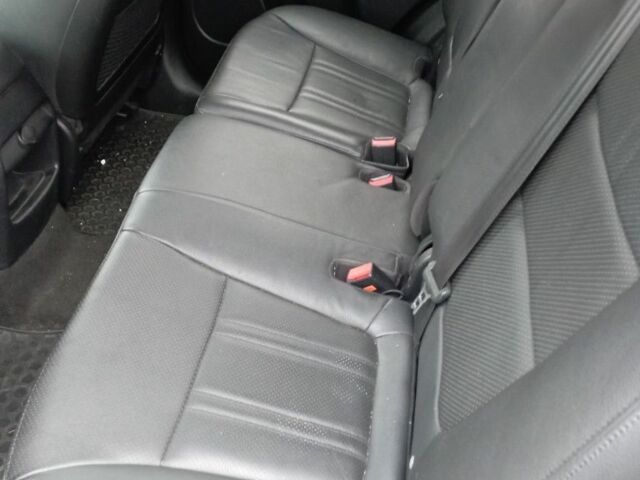 Чорний Кіа Соренто, об'ємом двигуна 2 л та пробігом 220 тис. км за 16300 $, фото 7 на Automoto.ua