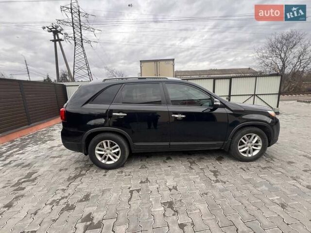 Черный Киа Соренто, объемом двигателя 2.35 л и пробегом 260 тыс. км за 11900 $, фото 5 на Automoto.ua