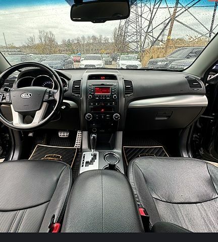 Чорний Кіа Соренто, об'ємом двигуна 24 л та пробігом 0 тис. км за 11900 $, фото 6 на Automoto.ua