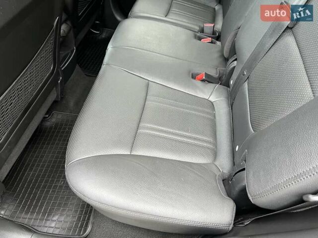 Чорний Кіа Соренто, об'ємом двигуна 2.2 л та пробігом 234 тис. км за 17300 $, фото 80 на Automoto.ua