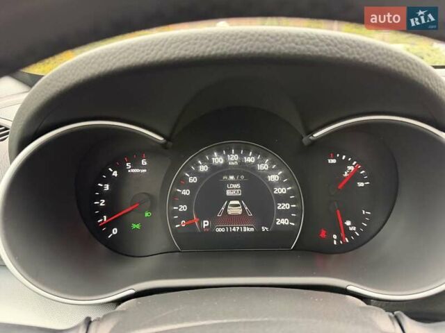 Чорний Кіа Соренто, об'ємом двигуна 2.2 л та пробігом 114 тис. км за 20200 $, фото 33 на Automoto.ua