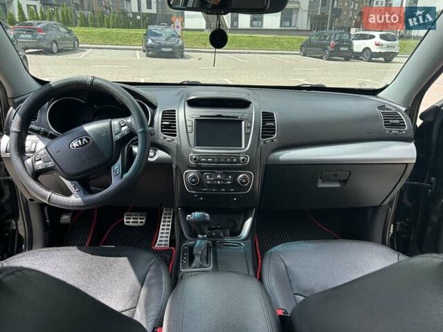 Черный Киа Соренто, объемом двигателя 2.2 л и пробегом 318 тыс. км за 15800 $, фото 1 на Automoto.ua