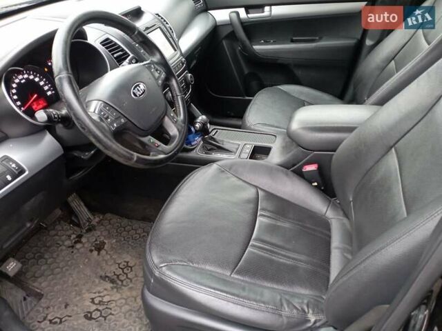 Черный Киа Соренто, объемом двигателя 2.2 л и пробегом 220 тыс. км за 16300 $, фото 8 на Automoto.ua