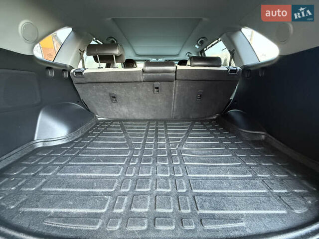 Чорний Кіа Соренто, об'ємом двигуна 2.2 л та пробігом 233 тис. км за 17400 $, фото 48 на Automoto.ua