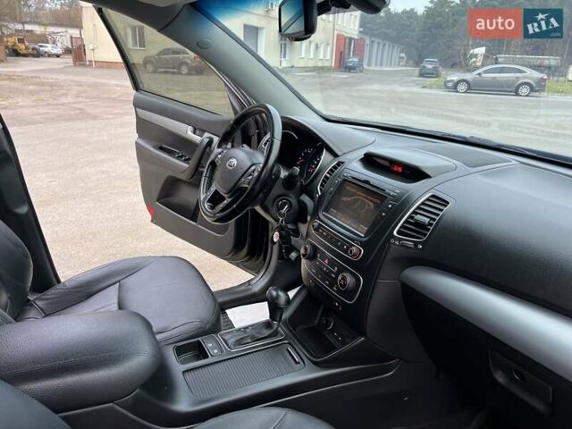 Чорний Кіа Соренто, об'ємом двигуна 2.2 л та пробігом 234 тис. км за 17300 $, фото 67 на Automoto.ua