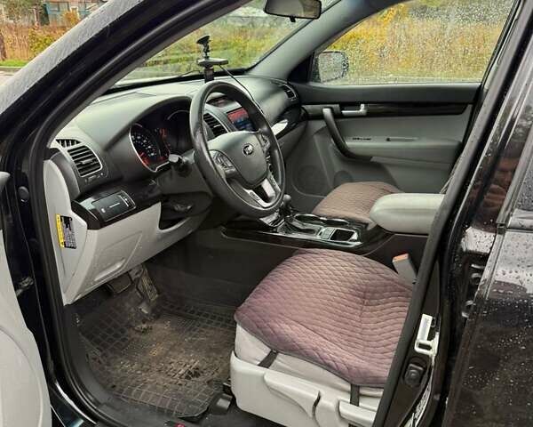 Киа Соренто 2014 в Киеве на Automoto.ua Черный Киа Соренто, объемом двигателя 2.36 л и пробегом 155 тыс. км за 12500 $, фото 4 на Automoto.ua