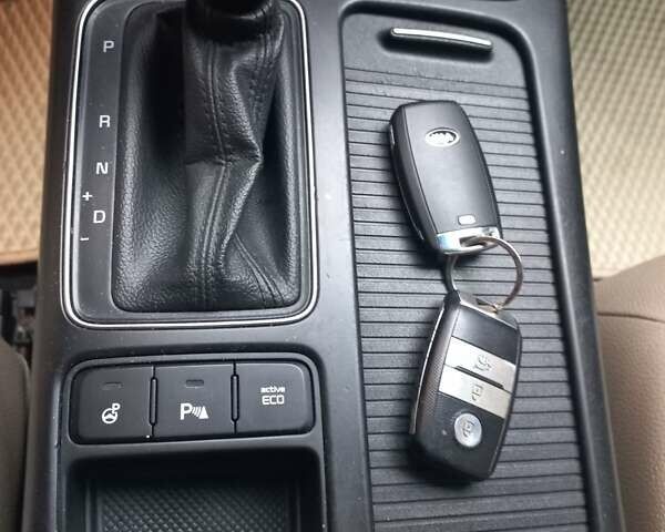 Черный Киа Соренто, объемом двигателя 2.2 л и пробегом 160 тыс. км за 17500 $, фото 1 на Automoto.ua