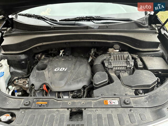 Черный Киа Соренто, объемом двигателя 2.36 л и пробегом 105 тыс. км за 15500 $, фото 9 на Automoto.ua