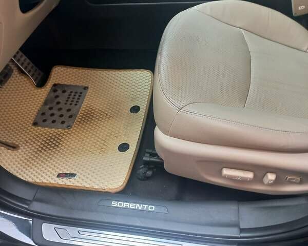 Черный Киа Соренто, объемом двигателя 2.2 л и пробегом 160 тыс. км за 17500 $, фото 21 на Automoto.ua