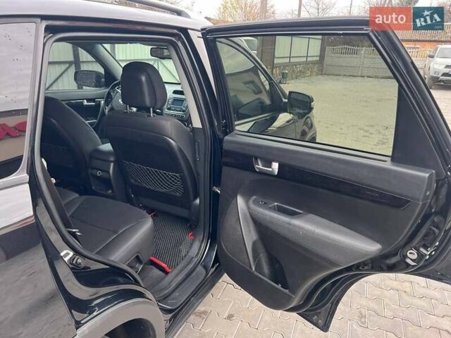 Черный Киа Соренто, объемом двигателя 2.35 л и пробегом 260 тыс. км за 11900 $, фото 8 на Automoto.ua