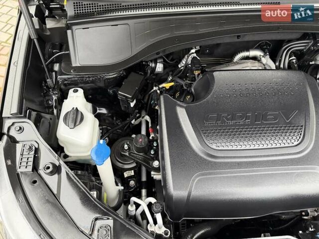 Чорний Кіа Соренто, об'ємом двигуна 2.2 л та пробігом 114 тис. км за 20200 $, фото 79 на Automoto.ua