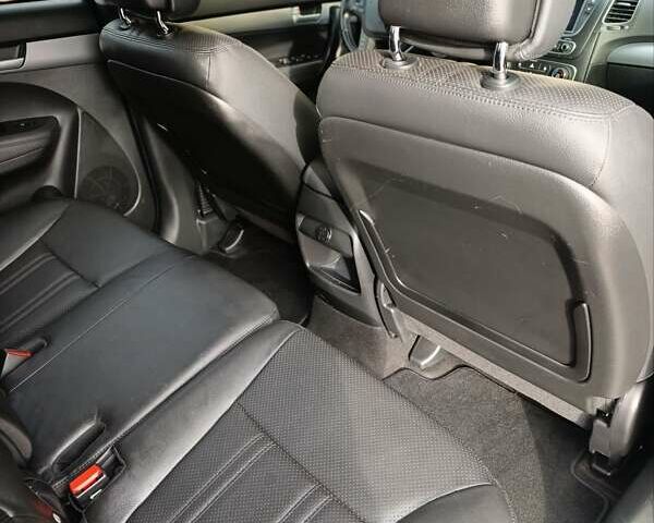 Чорний Кіа Соренто, об'ємом двигуна 2.2 л та пробігом 275 тис. км за 16900 $, фото 84 на Automoto.ua