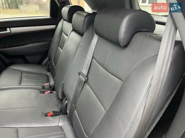 Чорний Кіа Соренто, об'ємом двигуна 2.2 л та пробігом 234 тис. км за 17300 $, фото 82 на Automoto.ua