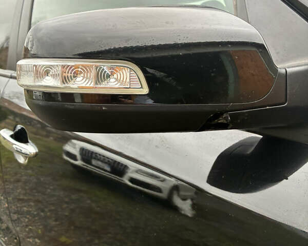 Черный Киа Соренто, объемом двигателя 2.36 л и пробегом 105 тыс. км за 15500 $, фото 10 на Automoto.ua