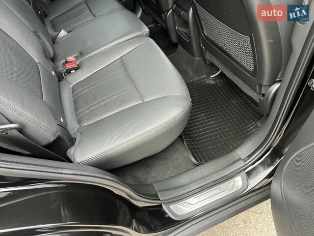 Чорний Кіа Соренто, об'ємом двигуна 2.2 л та пробігом 234 тис. км за 17300 $, фото 71 на Automoto.ua