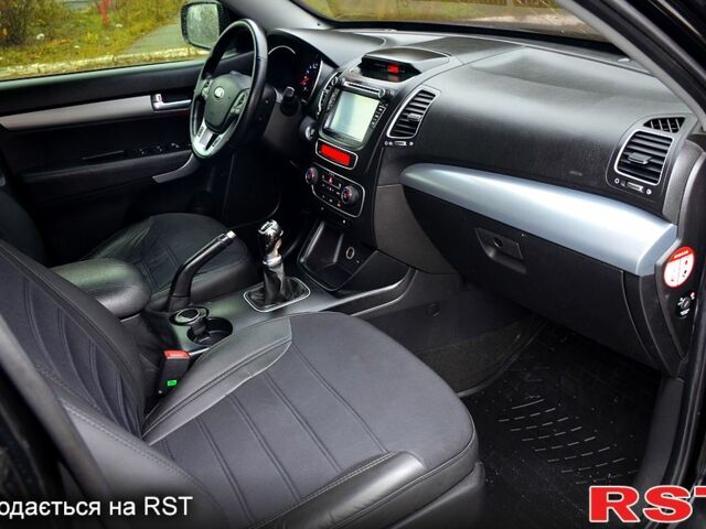Черный Киа Соренто, объемом двигателя 2.2 л и пробегом 115 тыс. км за 15200 $, фото 8 на Automoto.ua