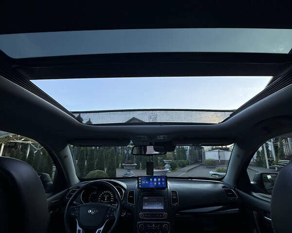 Чорний Кіа Соренто, об'ємом двигуна 2.2 л та пробігом 233 тис. км за 17400 $, фото 51 на Automoto.ua