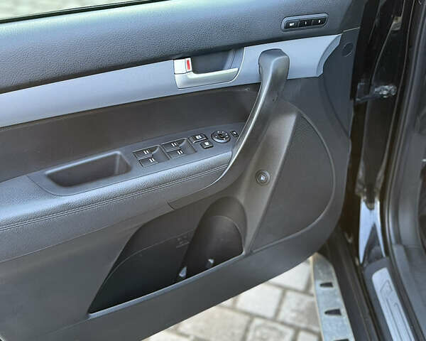 Киа Соренто 2014 в Ивано-Франковске на Automoto.ua Черный Киа Соренто, объемом двигателя 2.2 л и пробегом 163 тыс. км за 19299 $, фото 21 на Automoto.ua